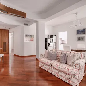 https://apt-vatican-museum-zen-real-estate.it-romehotels.com